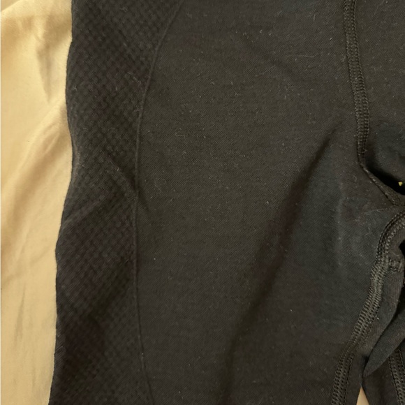 Lululemon black leggings - Picture 2 of 3